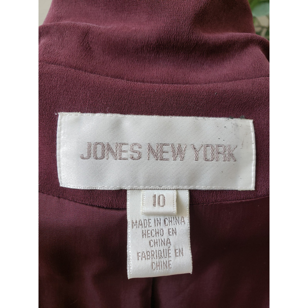 Jones New York 2 Piece Skirt Suit Silk 10 Burgundy Single Breasted 1 Button