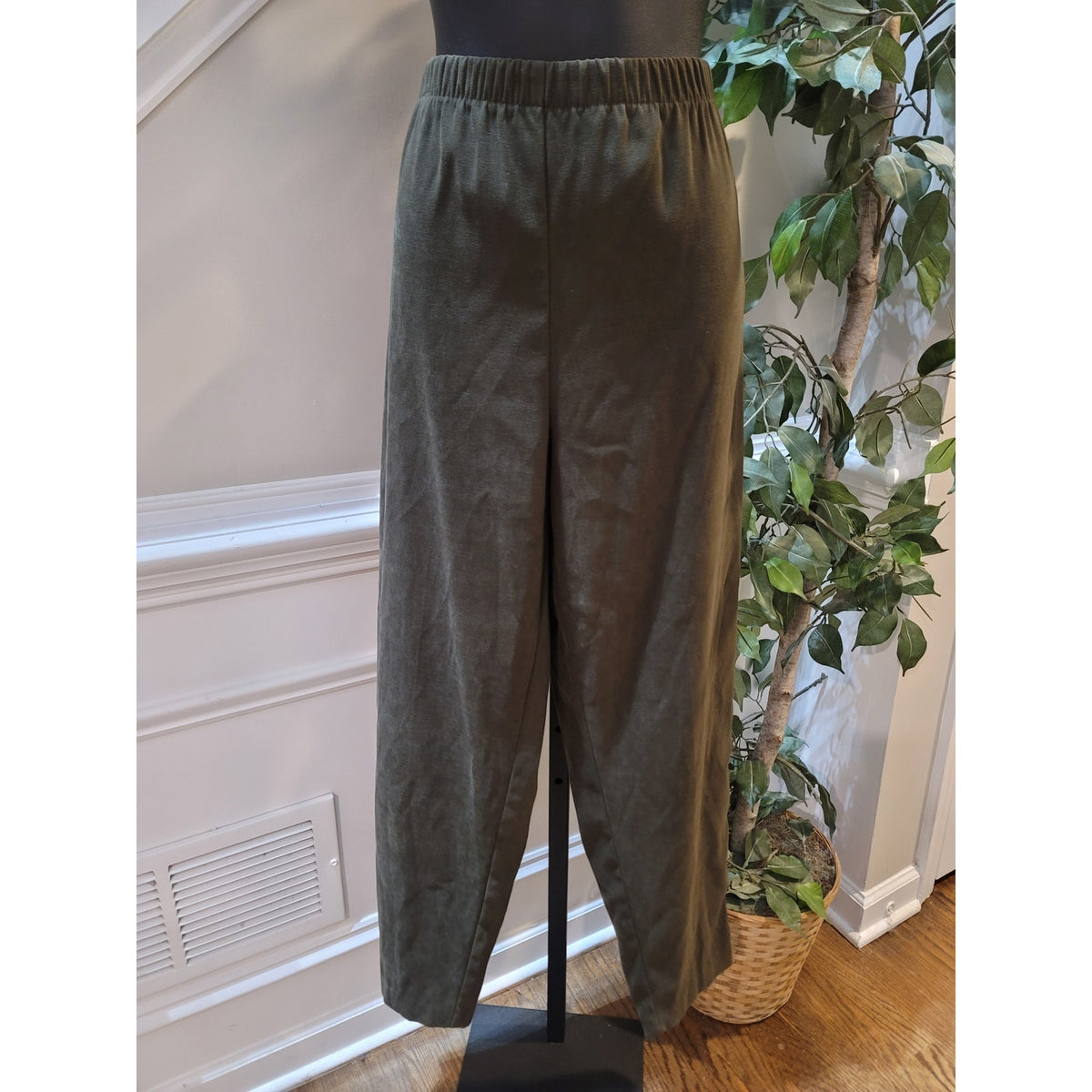 Helene Blake Co-Ord Set Women's Large Olive Green Animal Print Button Up Front
