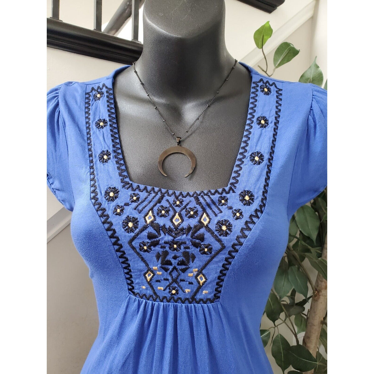 Sam & Max Women Blue Solid Viscose Square Neck Short Sleeve Knee Length Dress 8