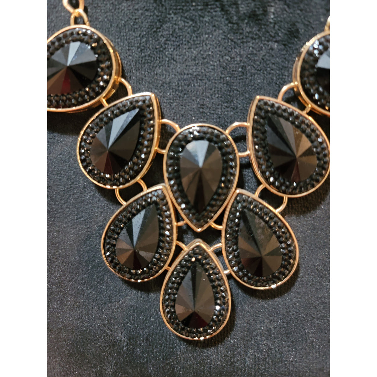 Charming Charlie Women's Statement Black Teardrop Bib Necklace