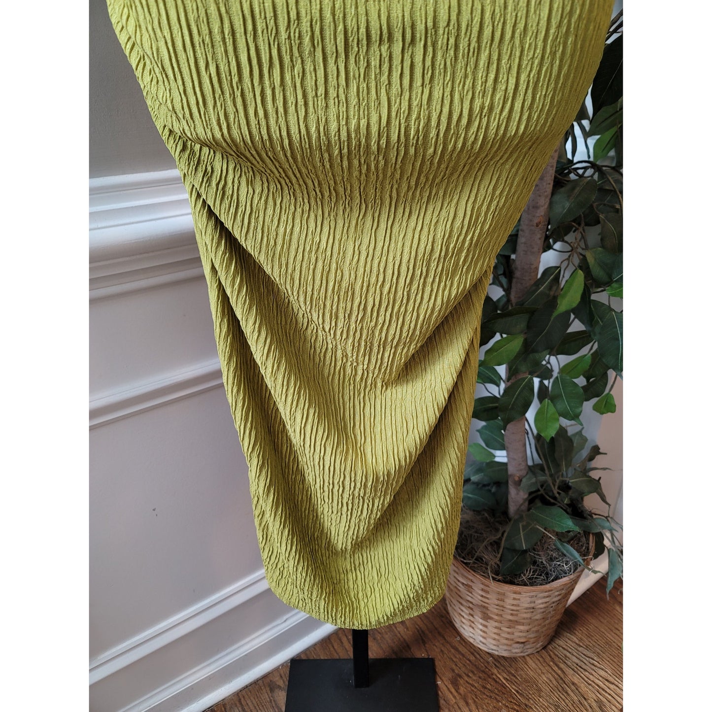 SHEIN Dress Women L Yellow Sleeveless Crinkle Ruched Midi Bodycon Chic