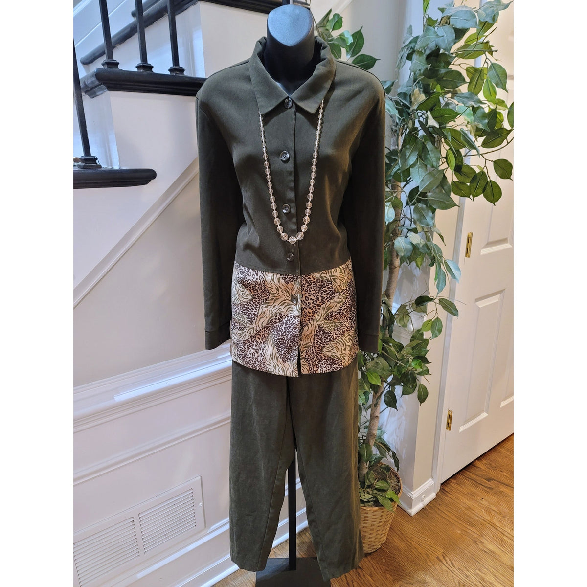 Helene Blake Co-Ord Set Women's Large Olive Green Animal Print Button Up Front