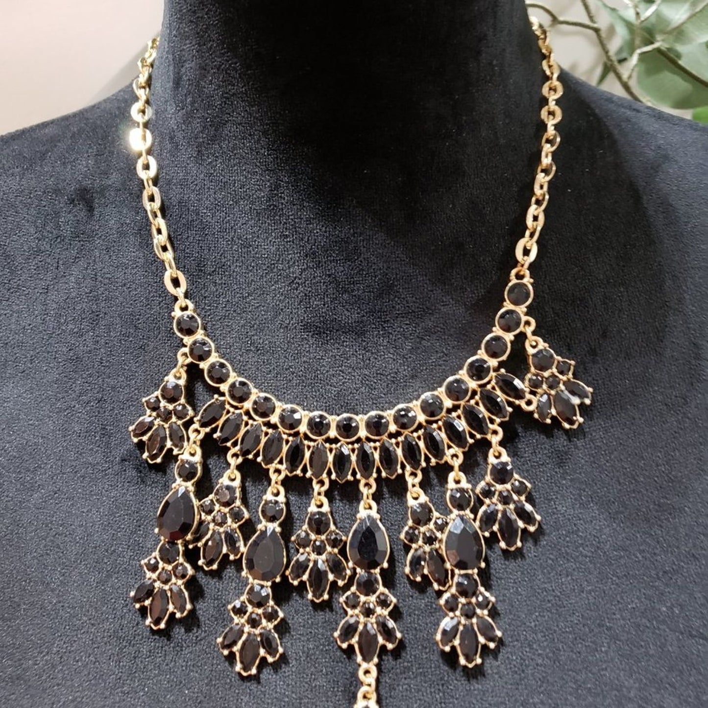 Womens Fashion Black Glass Rhinestone Chandelier Necklace with Lobster Clasp