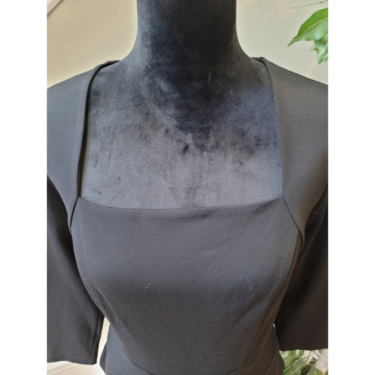 White House Black Market Peplum Top S Black Stretch Square 3/4 Sleeve Pullover