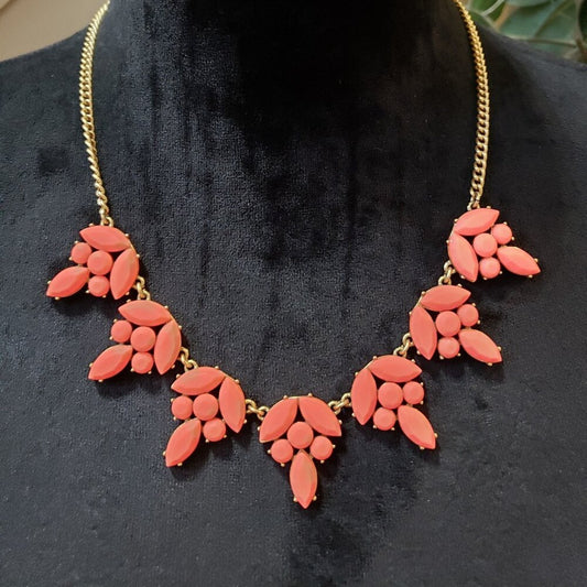 J.CREW Pink Beaded Necklace Womens Fashion Statement Jewelry with Lobster Clasp