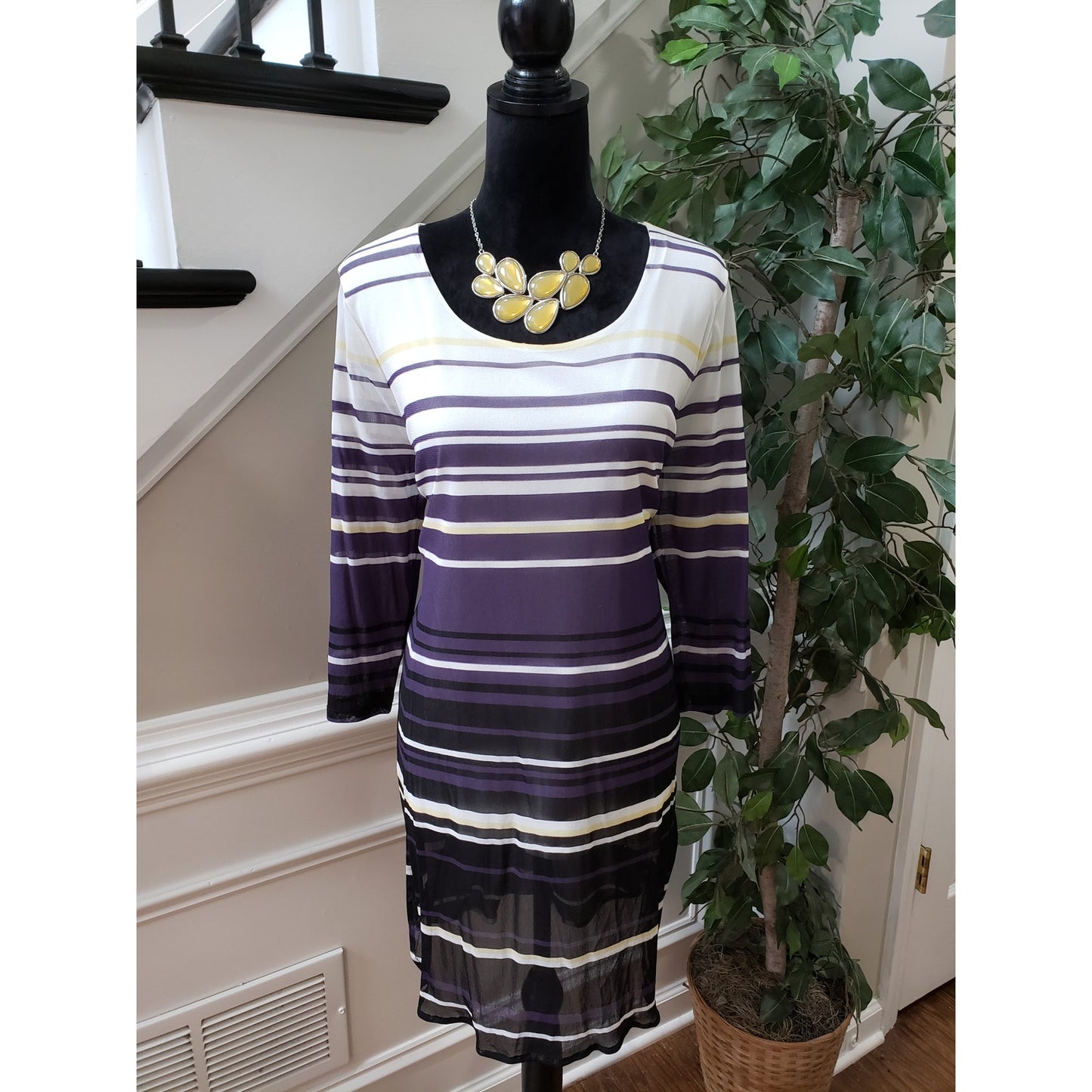 Alfani Top Blouse Women's Size XL White & Purple Striped Long Sleeve Round Neck
