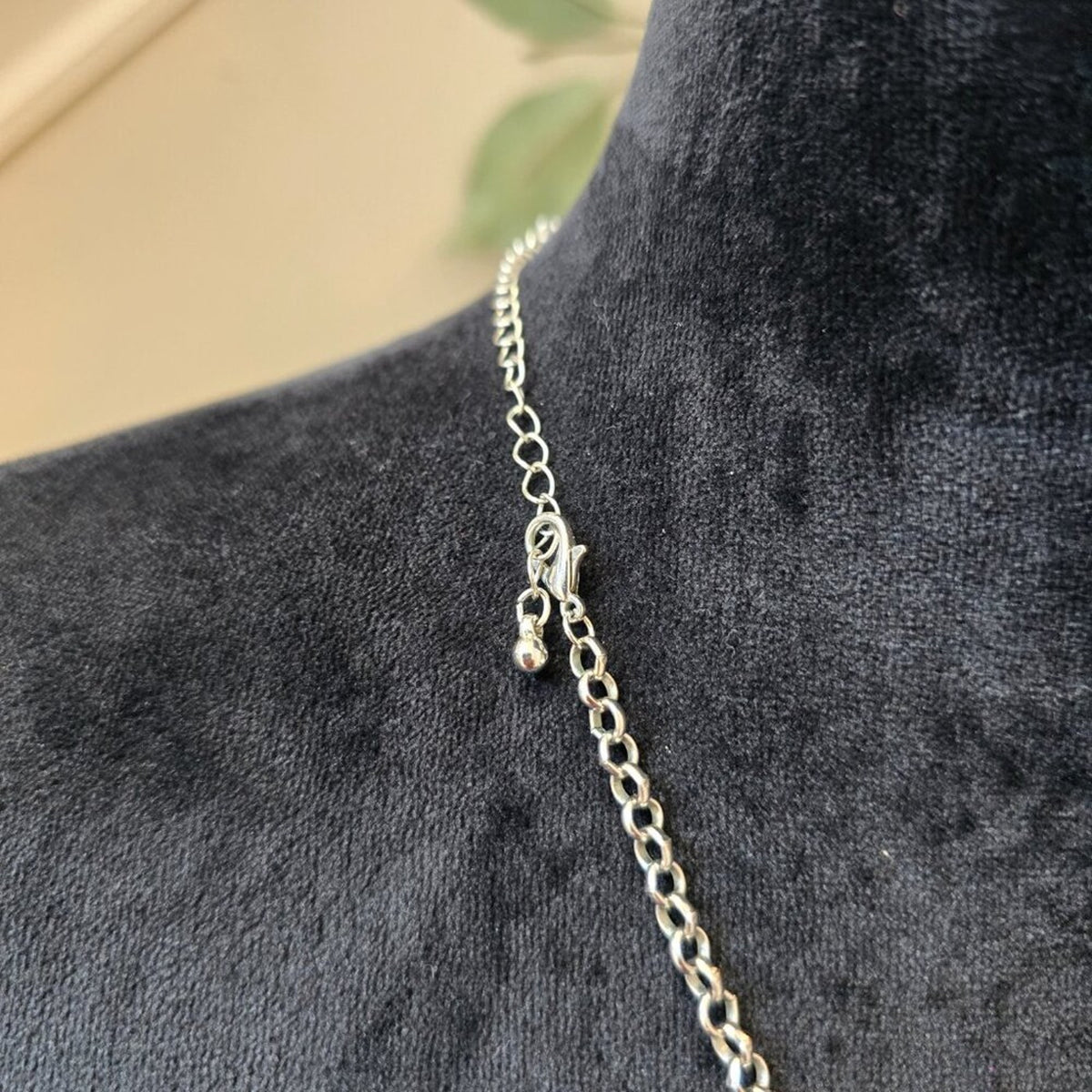Womens Black Rhinestone Faceted Beaded Necklace Jewelry with Lobster Clasp