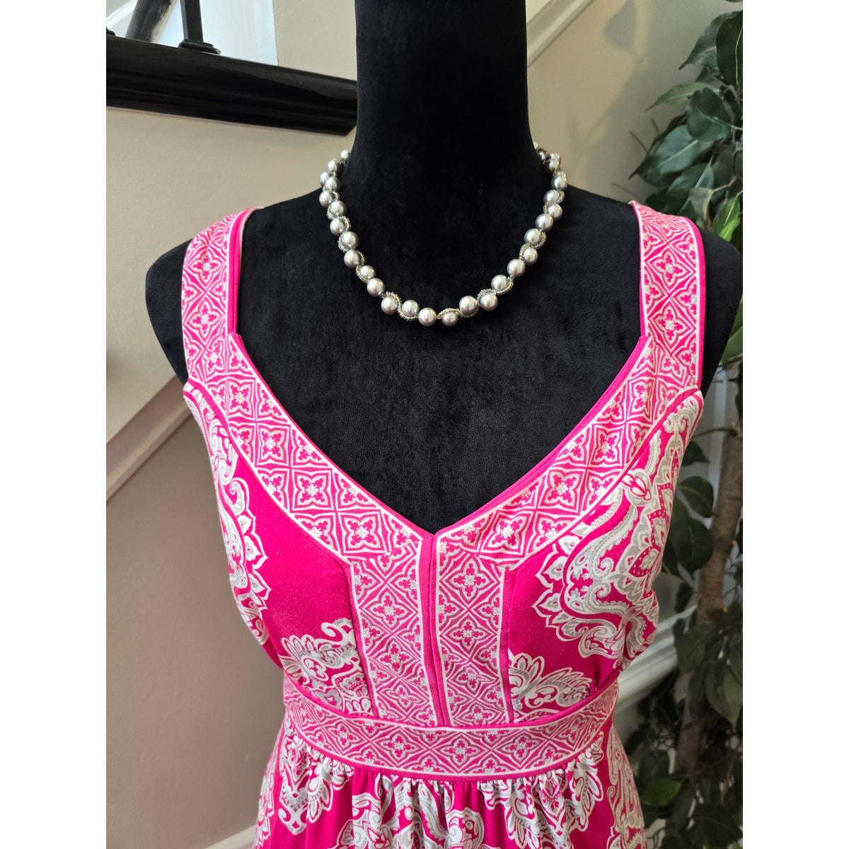 Apt 9 Midi Dress Women's Large Pink/White Geometric Pleated Stretch Empire Waist