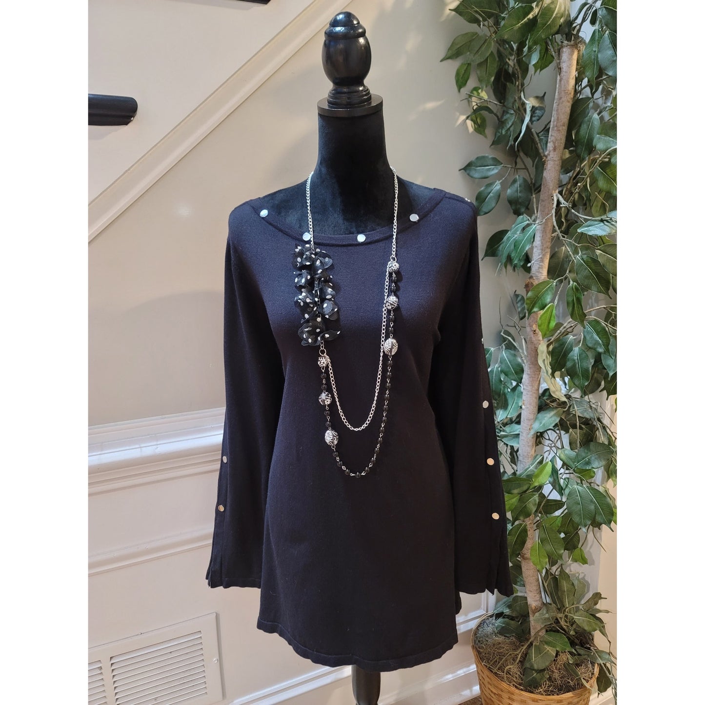 Alfani Sweater Women's Size 2X Black Long Sleeve Pullover with Button Detail