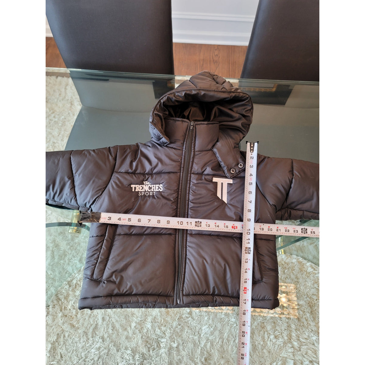The Trenches Cropped Puffer Jacket Women's Medium Black Front Zipper Long Sleeve