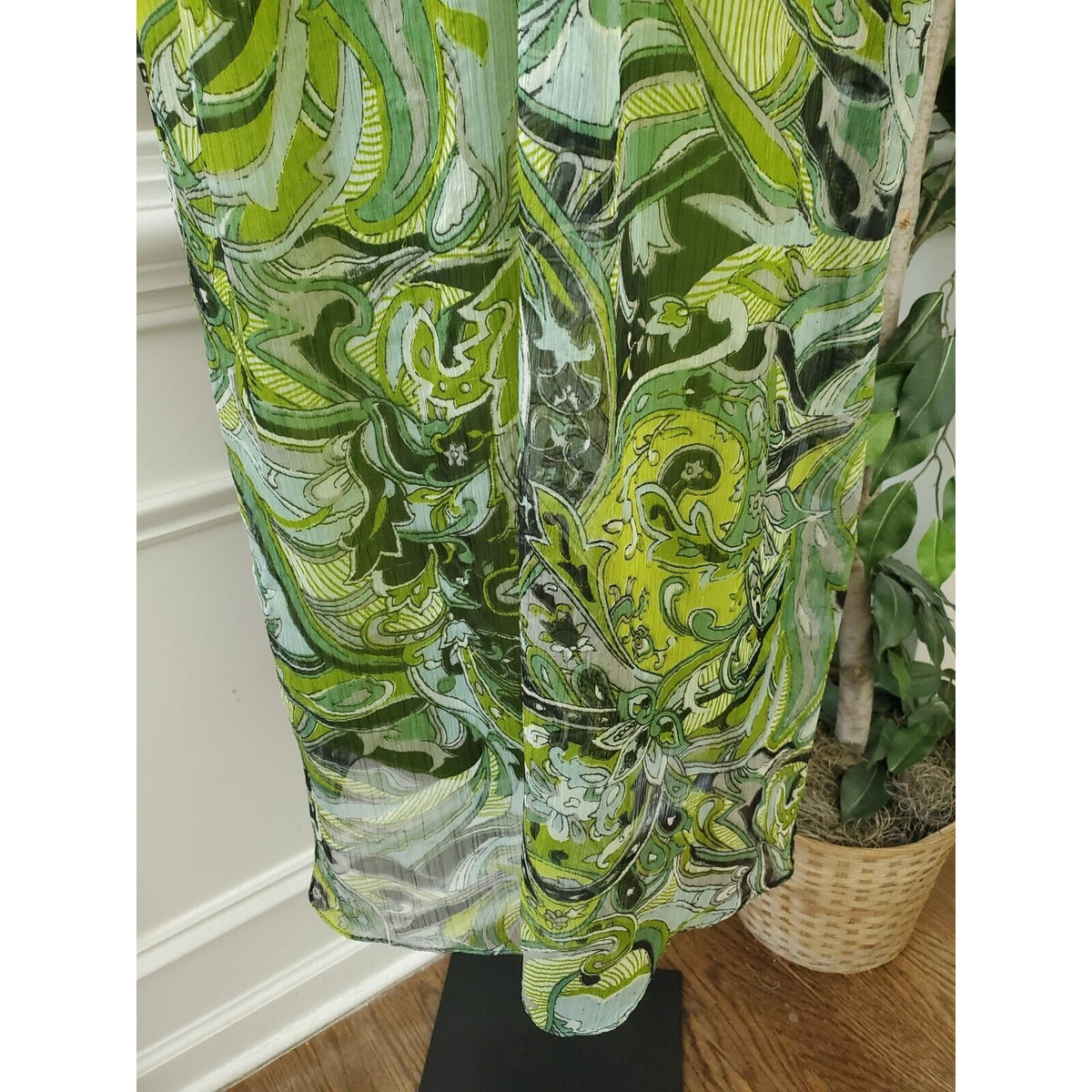 Magic Women's Green 100% Polyester V-Neck Sleeveless Long Maxi Dress Size Medium