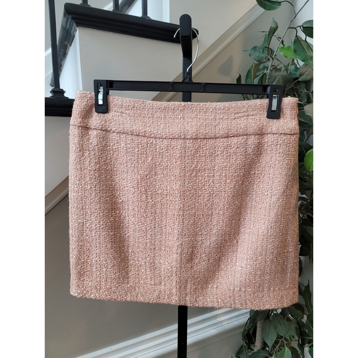 The Limited Tweed Mini Skirt Women's SZ 10 Pink Boucle Lined Back Vent Stitch