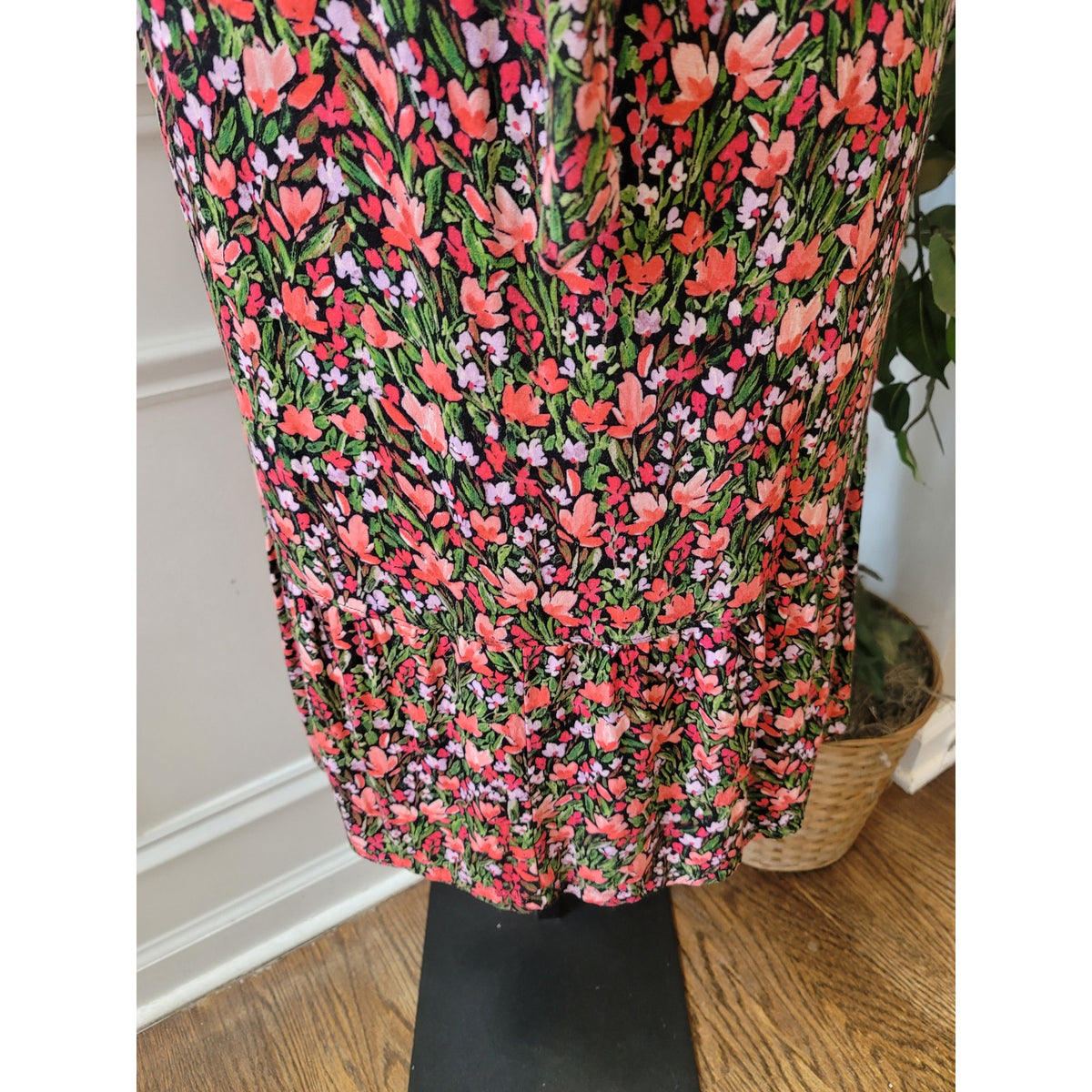Terra & Sky Maxi Dress Women 1X Black Pink Stretch Floral Tie Waist Ruffle Hem