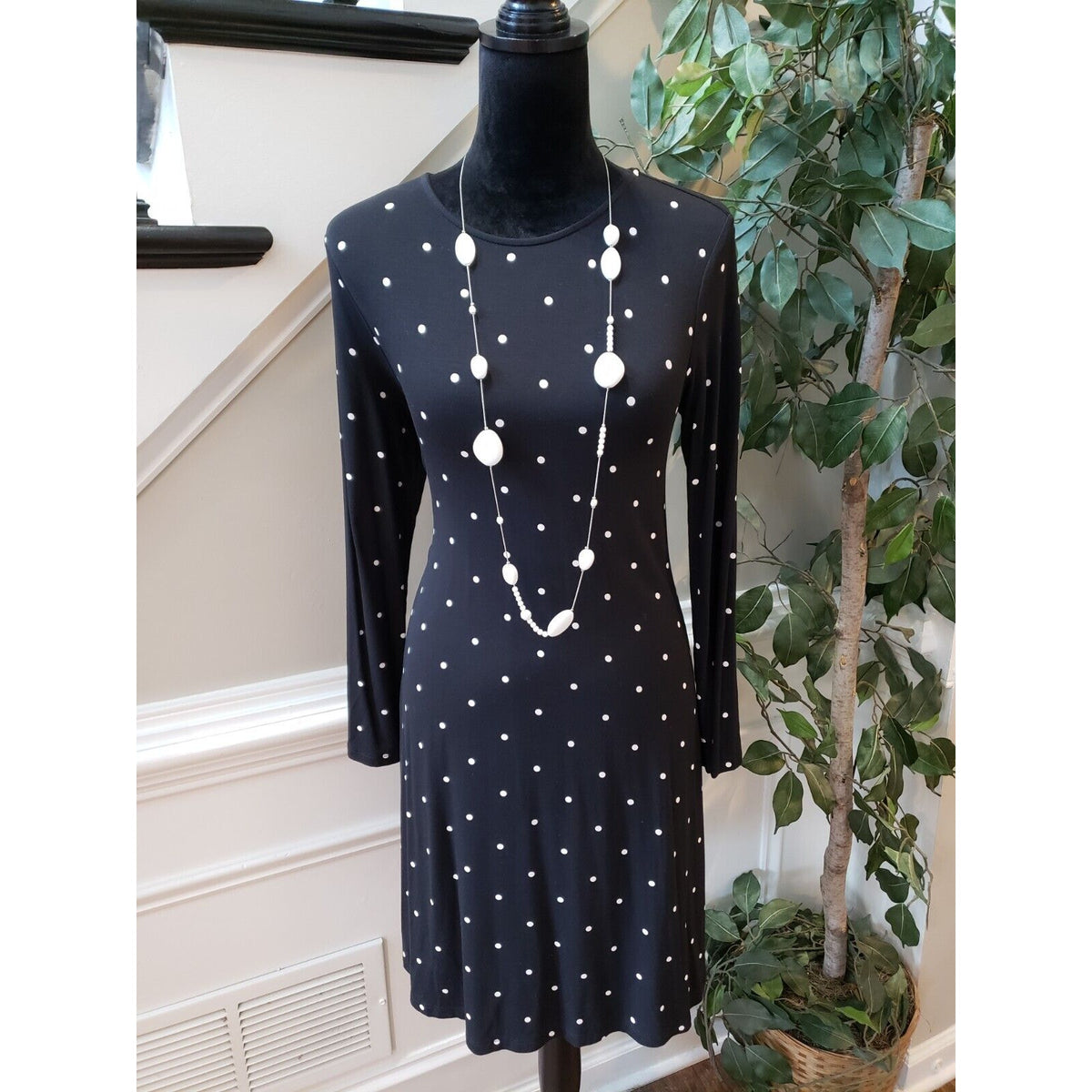 Old Navy Women Black Polka Dot Round Neck Long Sleeve Knee Length Sheath Dress S