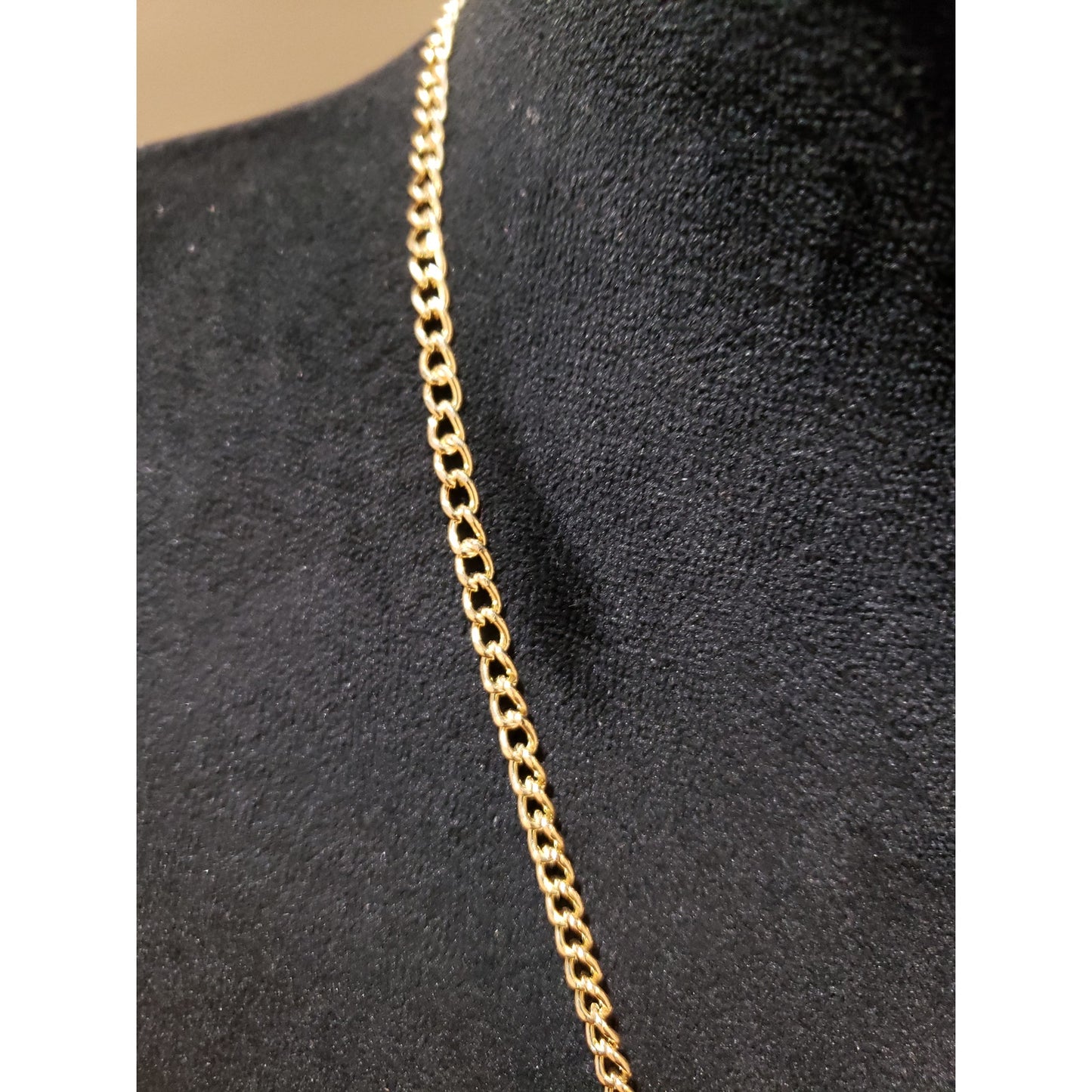 Womens Gold Tone Crescent Collar Necklace with Lobster Clasp Closure