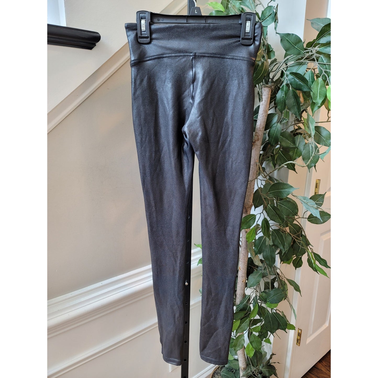 Spanx Leggings Women's XS Black Nylon Elastane High Waist Shiny Compression