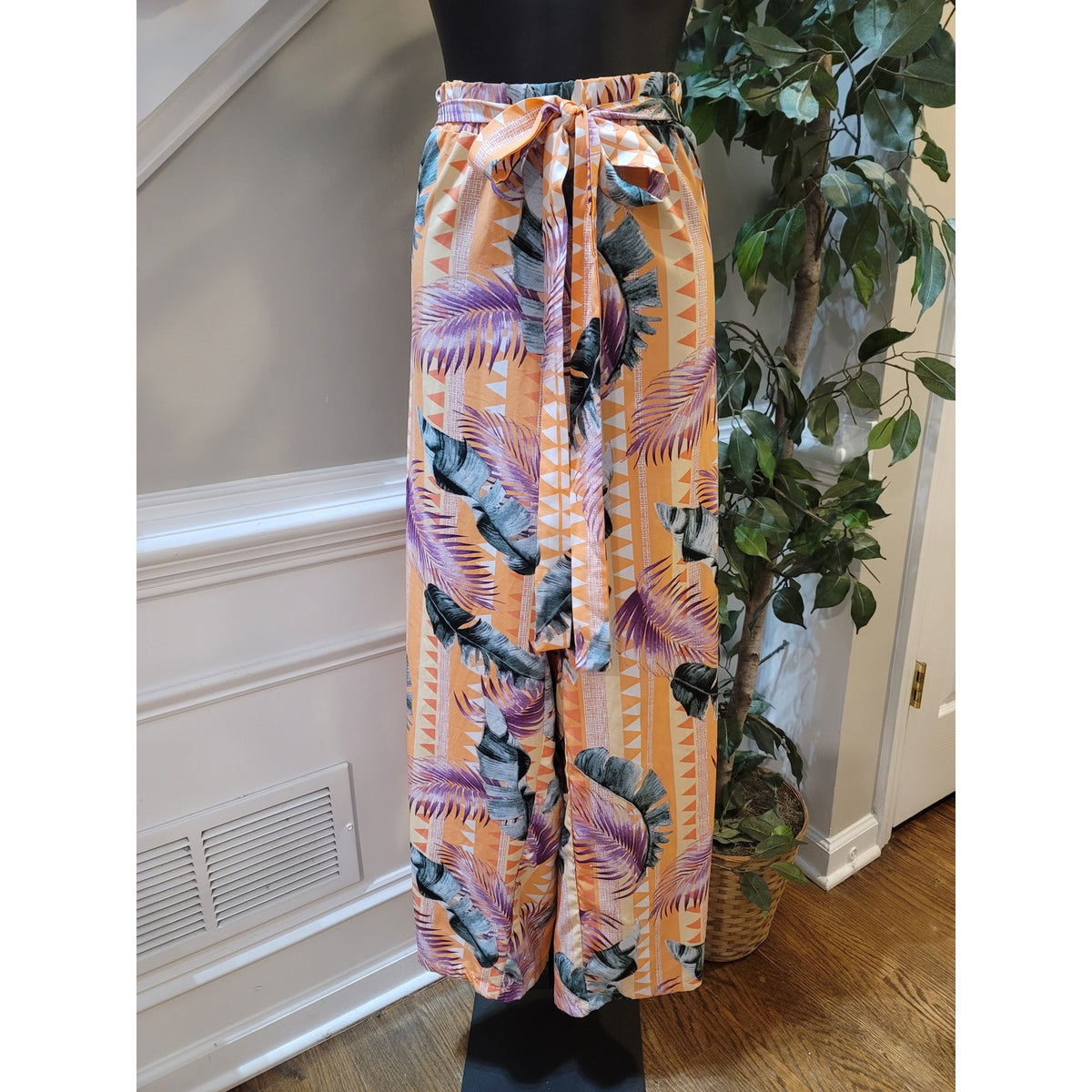 Shein Co-Ord Set Women's SZ 1XL Multicolor Tropical Pleated Frill Neck Belt Loop
