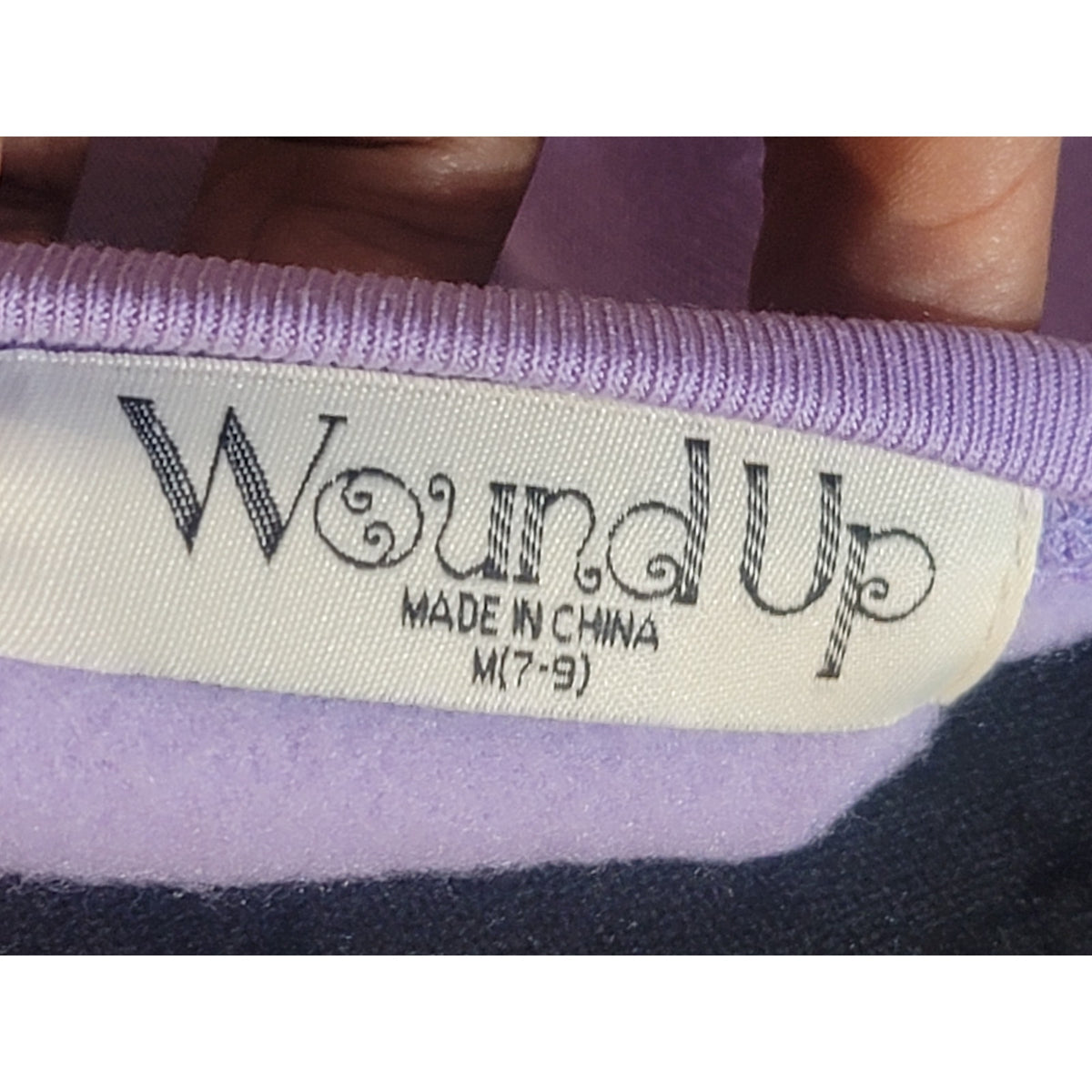 Wound Up Sweatshirt Women's M(7-9) Purple Graphic Print Drop Shoulder Crew Neck
