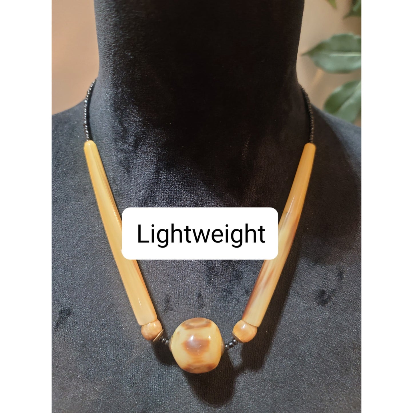 Women's Lightweight Beaded Necklace With Center Bead And Screw Lock Jewelry