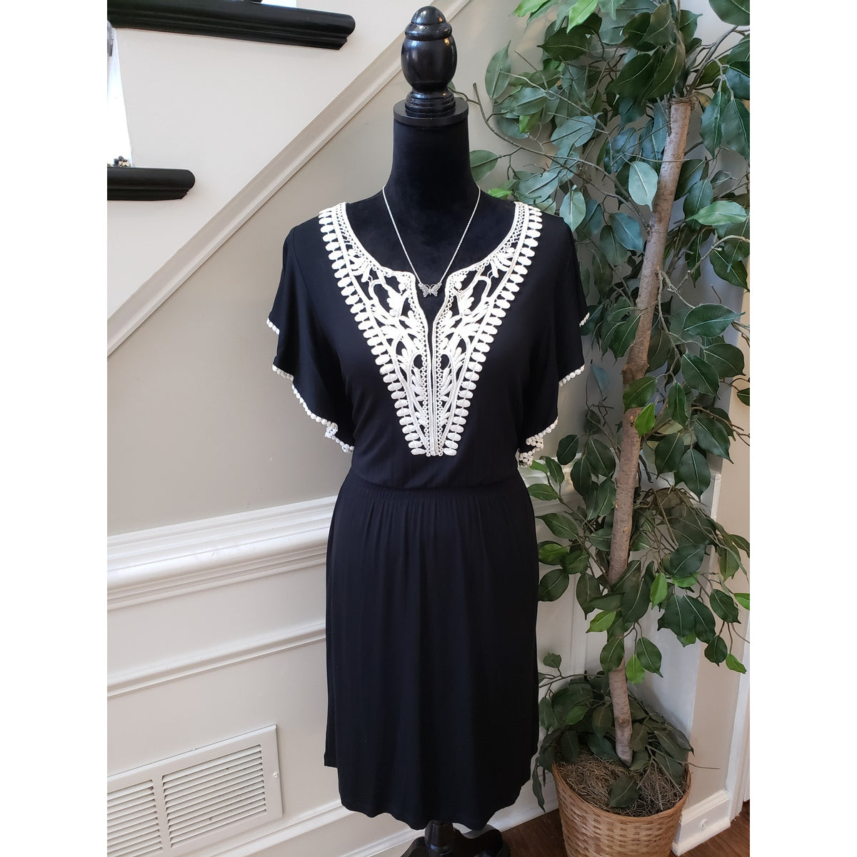 Spense Sheath Dress Women Medium Black Lace Trim V Neck Short Sleeve Cinch Waist