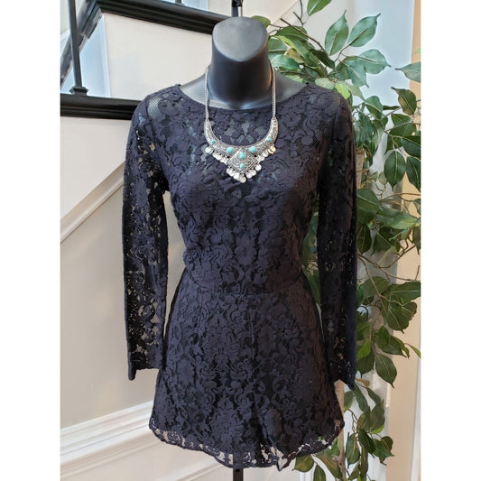 BB Dakota Women's Black Cotton Casual Round Neck Long Sleeve Romper Size 8