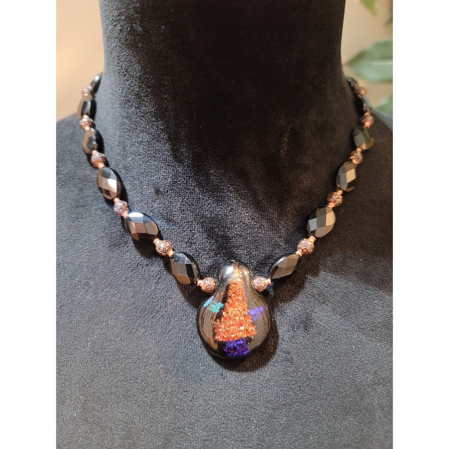 Women's Black Beaded Necklace With Glass Pendant And Toggle Lock Elegant Jewelry