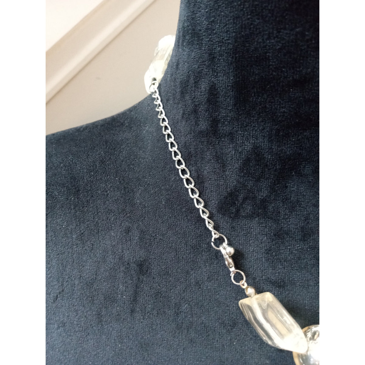 Clear Lucite Geometric Beaded Necklace Silver Tone Chunky Statement Necklace
