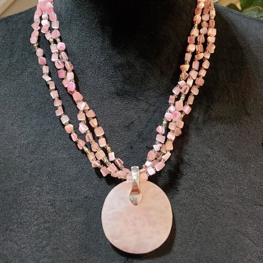 Womens Fashion Rose Quartz Statement Pendant Necklace Jewelry with Lobster Clasp