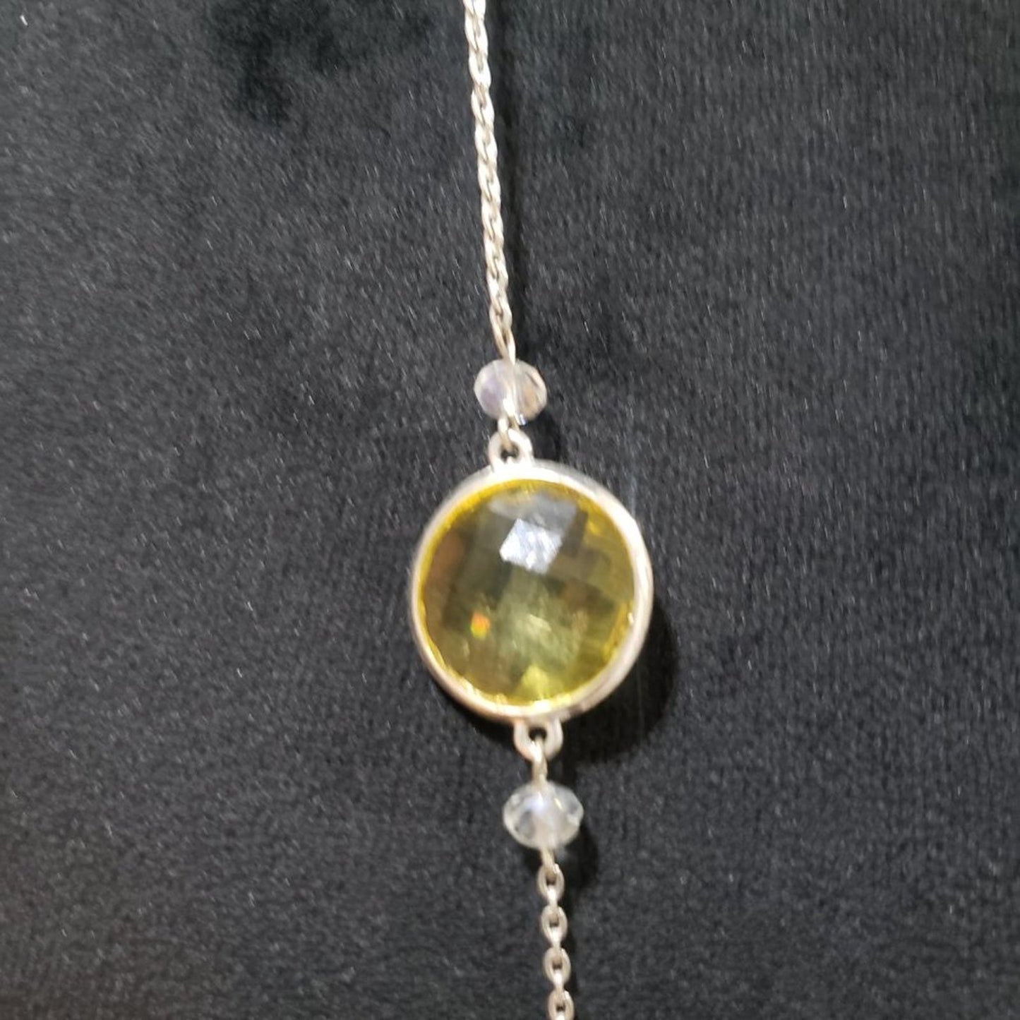 Womens Fashion Green Round Stone & Crystal Silver Tone Chain Necklace Lobster