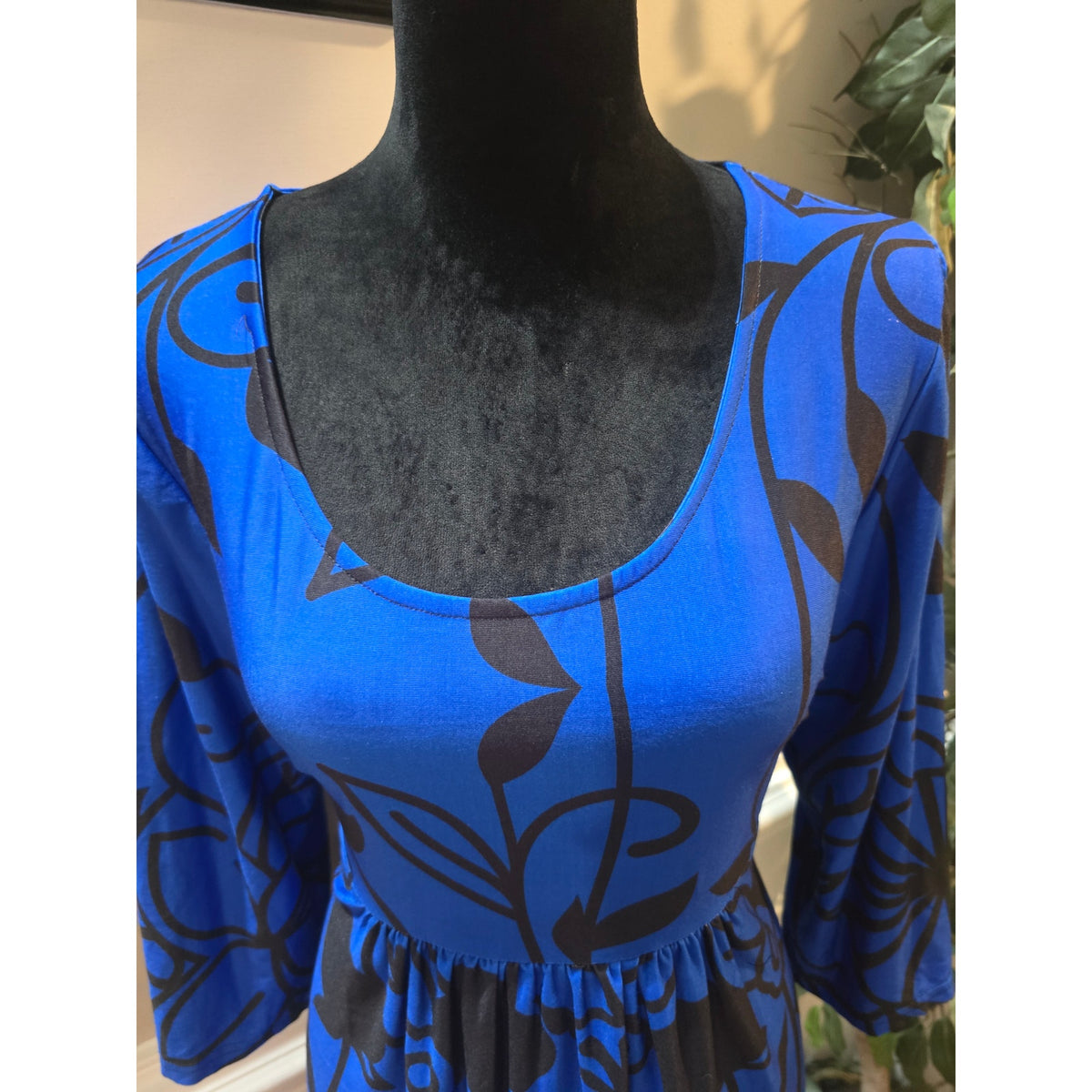 R&B Collection Midi Dress Women's 1X Blue Floral Casual Loose Fit Long Sleeves