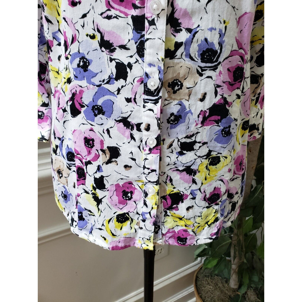 Dana Buchman Women's Multicolor Floral Collared Long Sleeve Button Down Shirt M