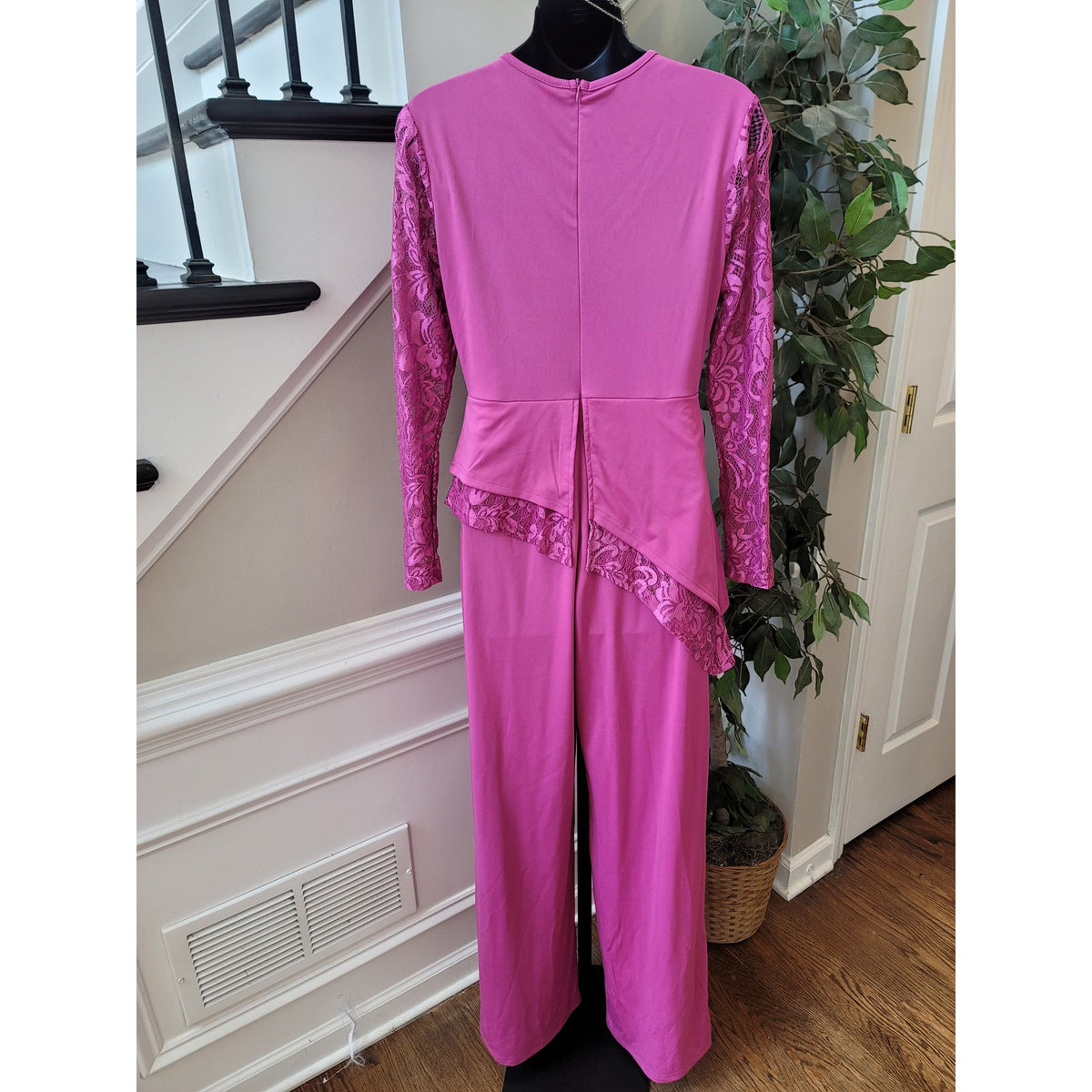 Stylish Pink Lace Jumpsuit Women's Size Medium Pink Round Neck Long Sleeves