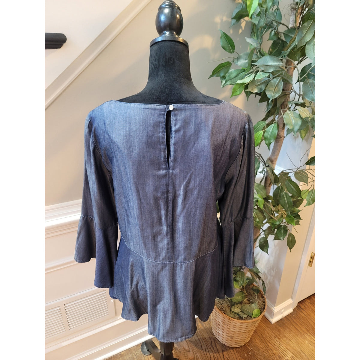 White House Black Market Peplum Top 10 Blue Denim Dramatic Bell Sleeve Pullover