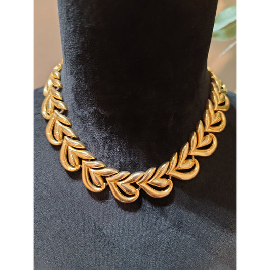 Women's Gold Leaf Link Statement Necklace Elegant Vintage Style Jewelry Design
