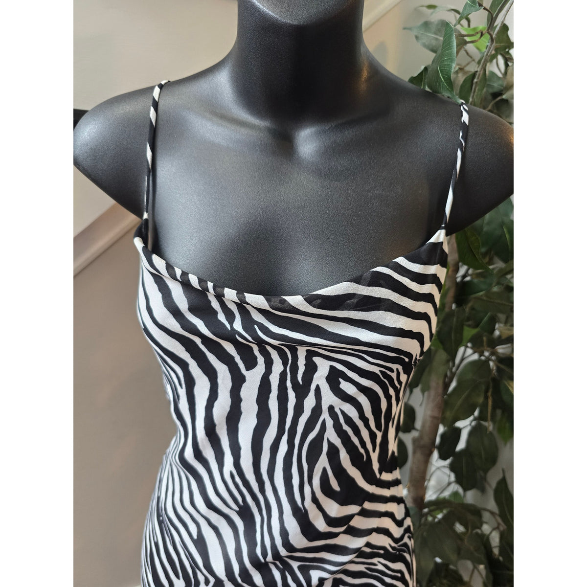 Cotton Candy La Mini Dress Women's Small White/Black Zebra Print Side Slit Lined