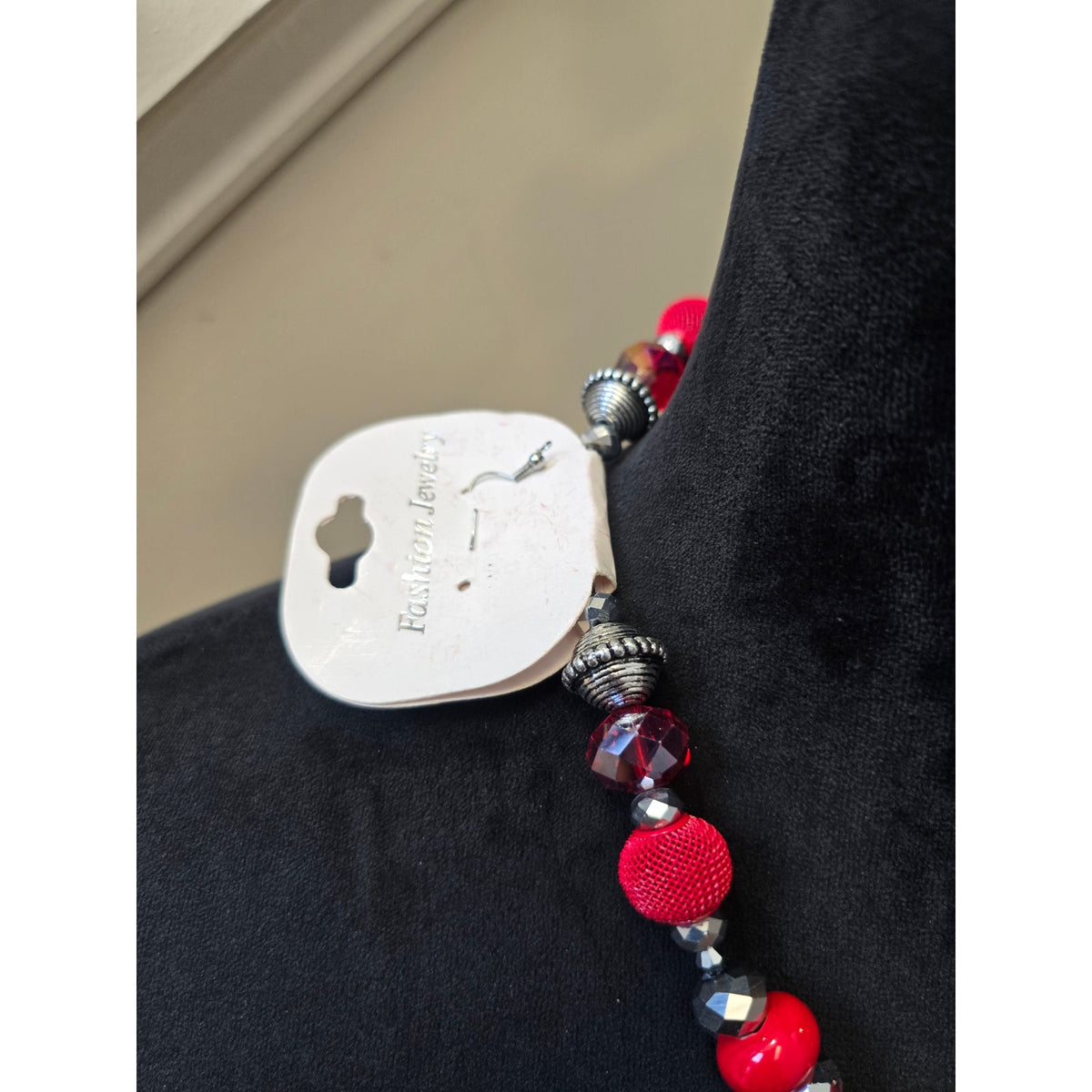 Fashion Jewelry Red Pink Faceted Crystal Beads Ornate Cross Pendant Necklace