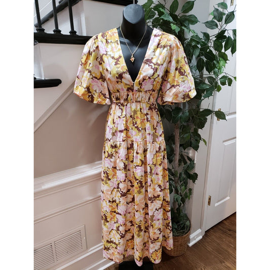 MINKPINK Women's Multi Floral Pleated V Neck Short Sleeve Long Maxi Dress Medium