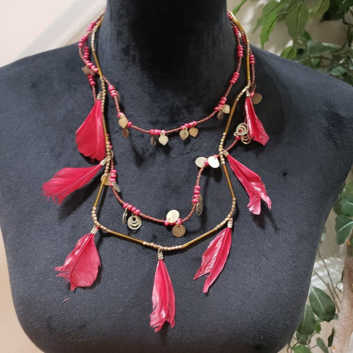 Womens Fashion Feather Beaded Three Strands Statement Charm Necklace w/ Lobster