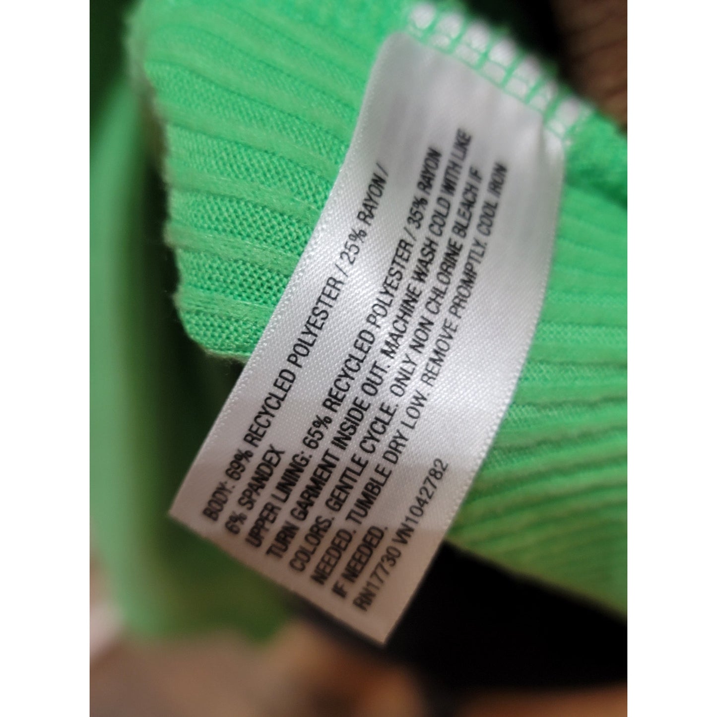 Isabel by Ingrid Isabel Sweater Women's XL Green Ribbed V-Neck Long Sleeve Knit