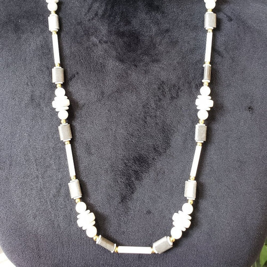 Women Howlite & White Trifari Tube Bead Single Strand Necklace with Barrel Clasp