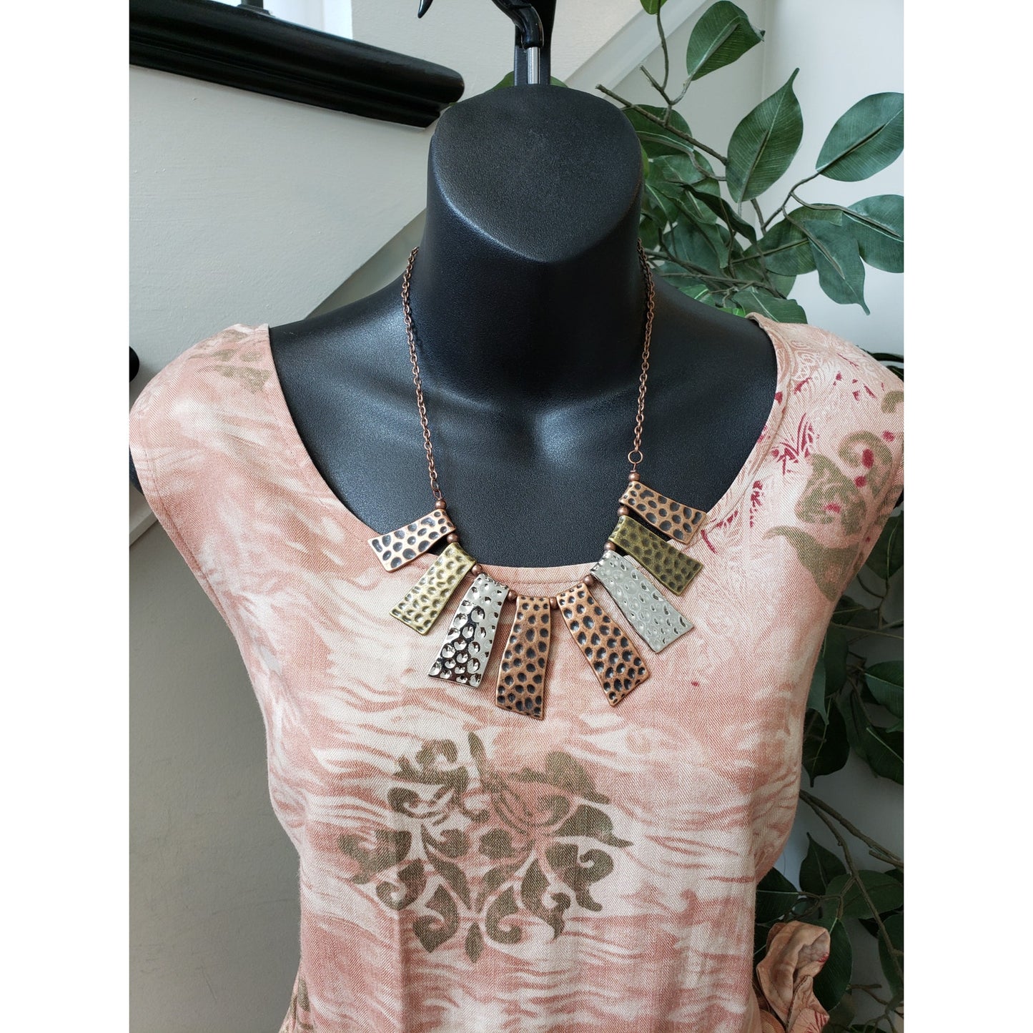 Caribbean Joe. Long Maxi Dress Womens Size L Pink Round Neck Sleeveless Back Zip