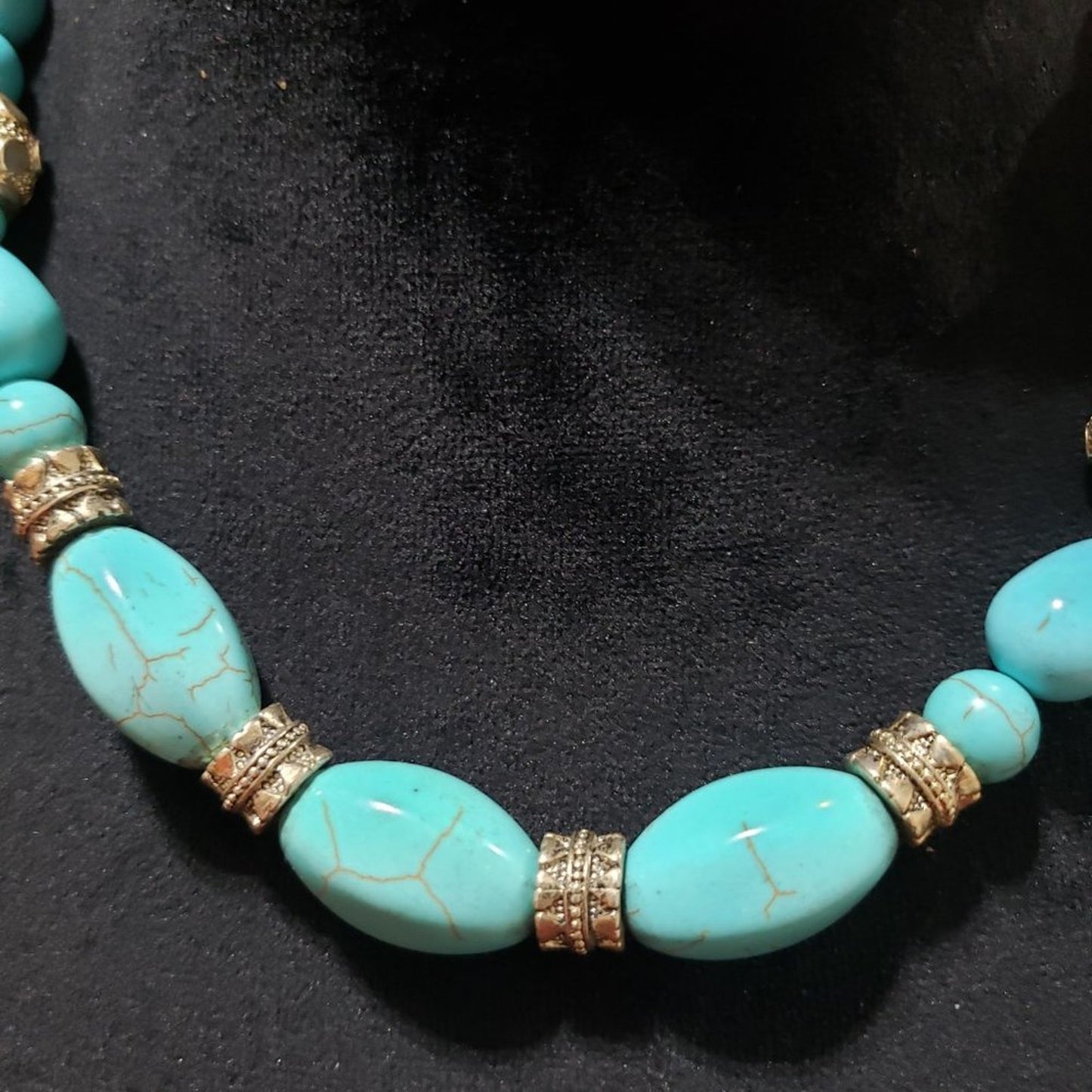 Womens Fashion Natural Turquoise Oval Gemstone Beads Necklace w/ Lobster Clasp