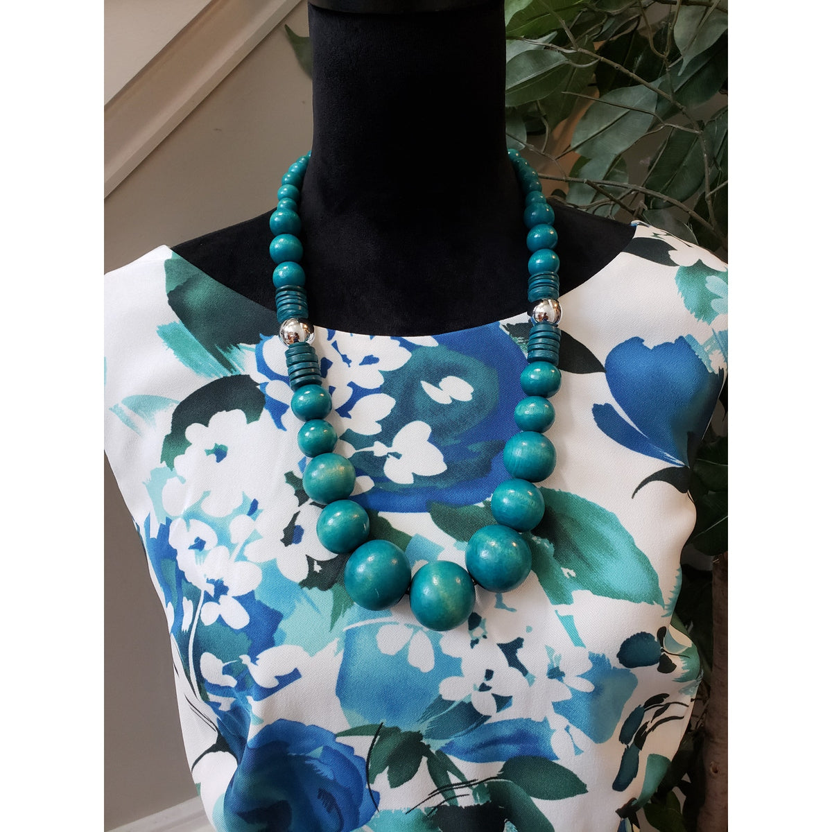 Dressbarn Sheath Dress Women’s 16 Blue & White Floral Stretch Ruffle Back Zip