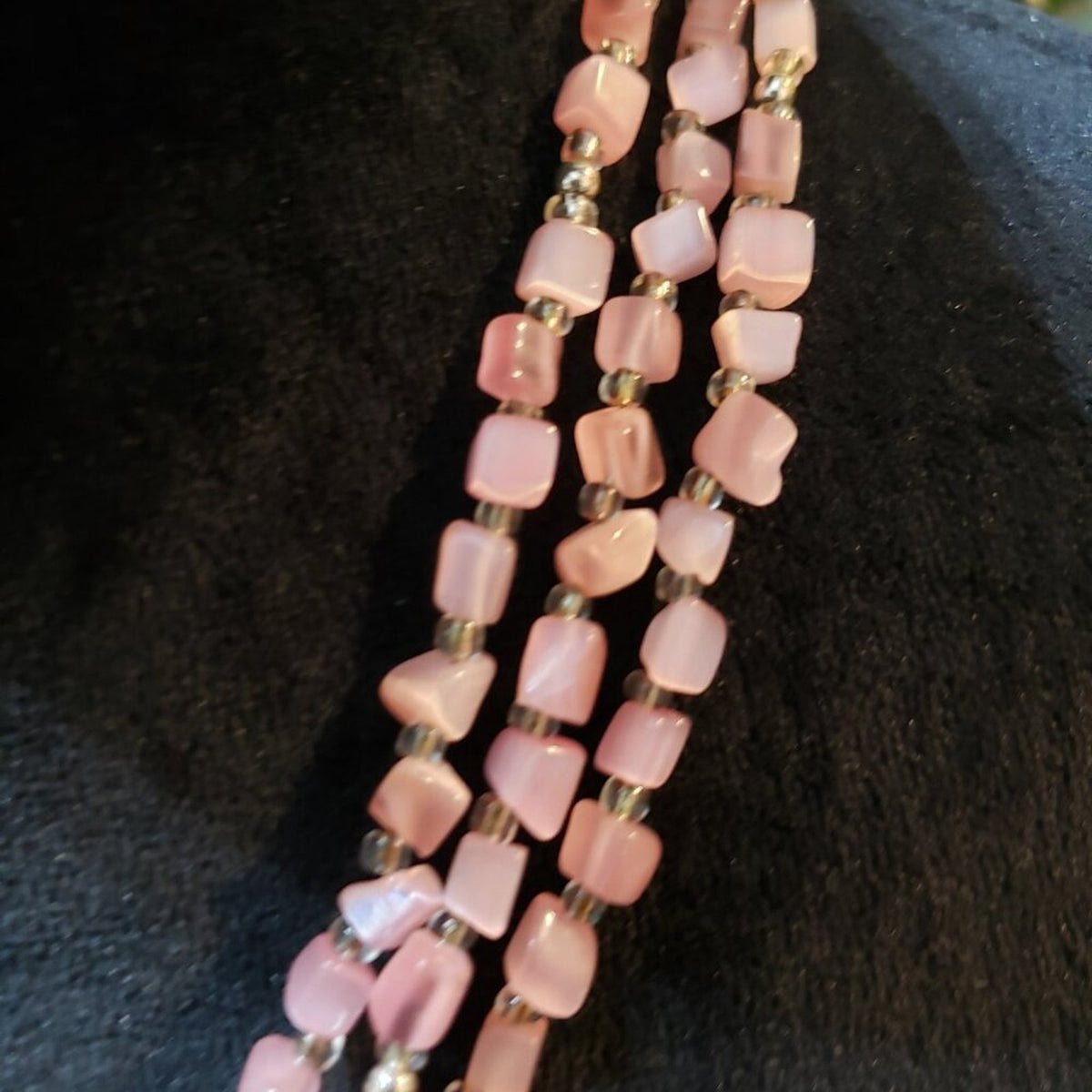 Womens Fashion Rose Quartz Statement Pendant Necklace Jewelry with Lobster Clasp