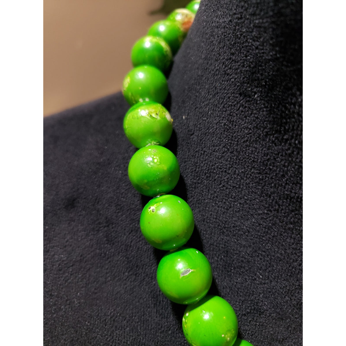 Women Fashion Green Howlite Beads Collar Necklace Jewelry with Spring Ring Clasp