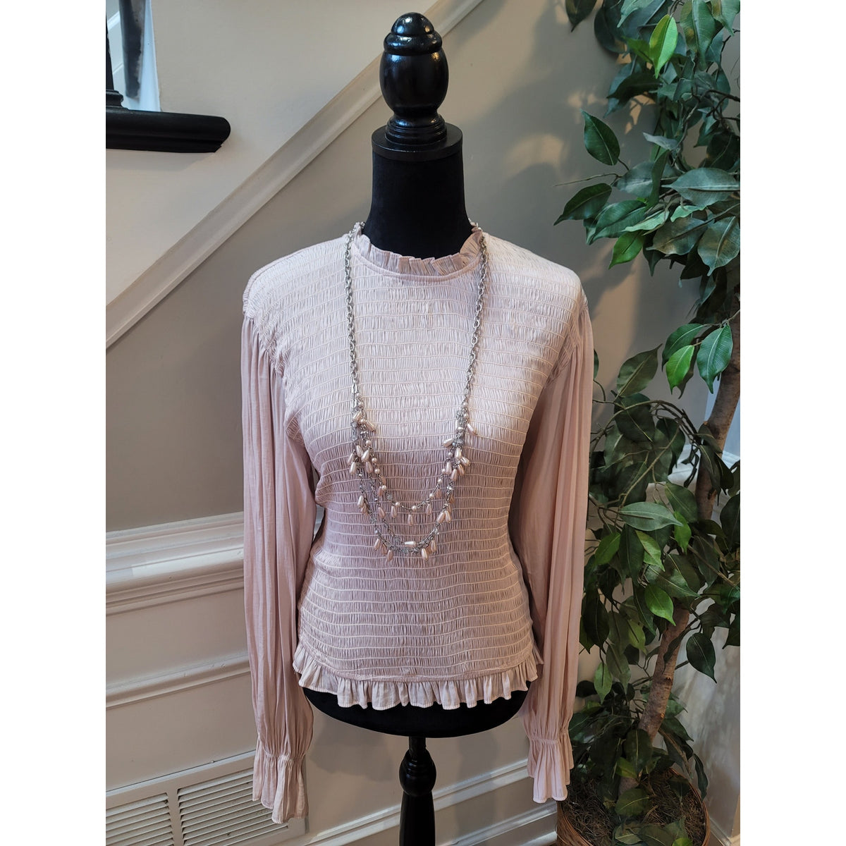 Do + Be Blouse XL Blush Pink Smocked Bodice Ruffle Neck Puff Sleeve Pullover
