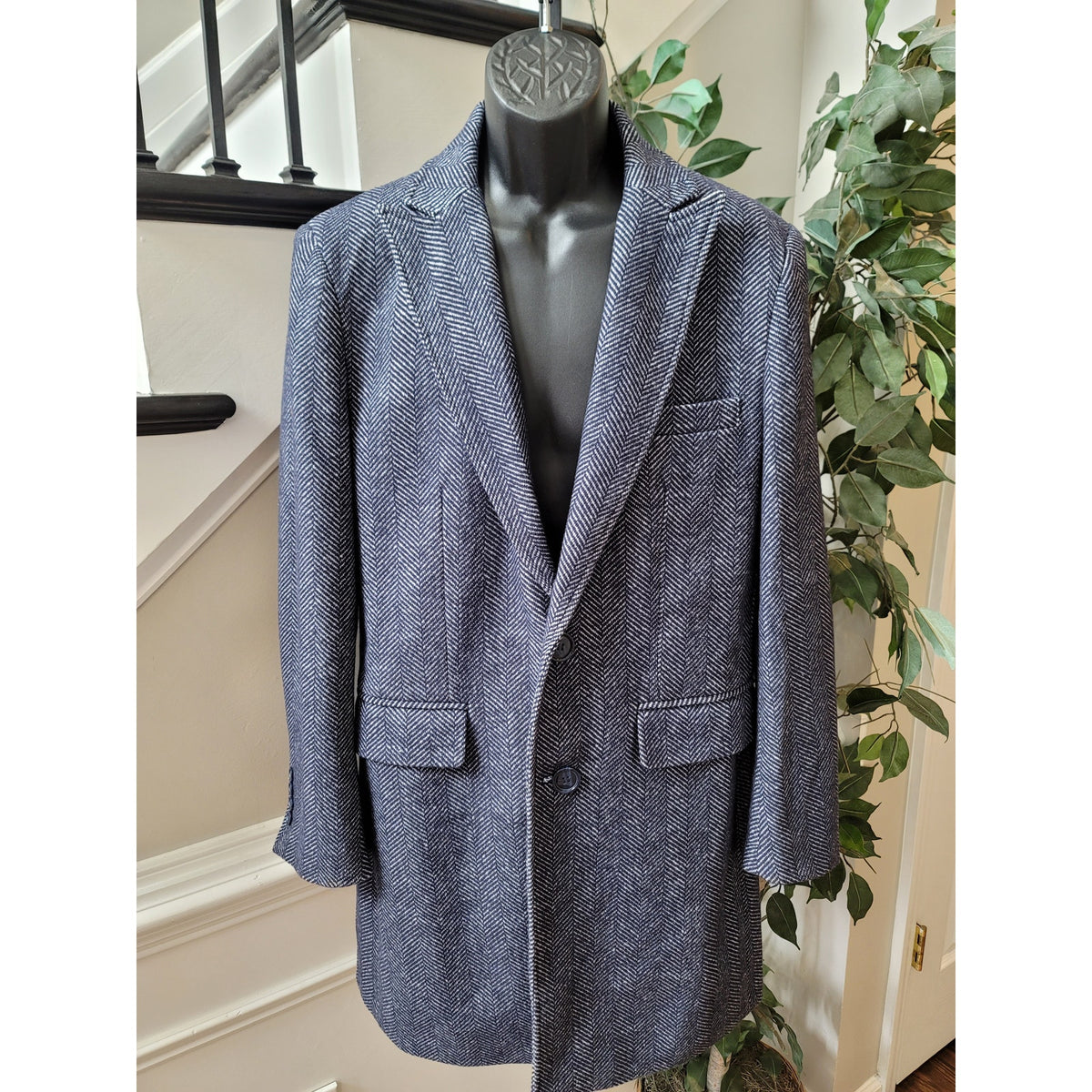 Brave Man Overcoat Men's Medium Navy Polyester Blend Herringbone Two Pockets