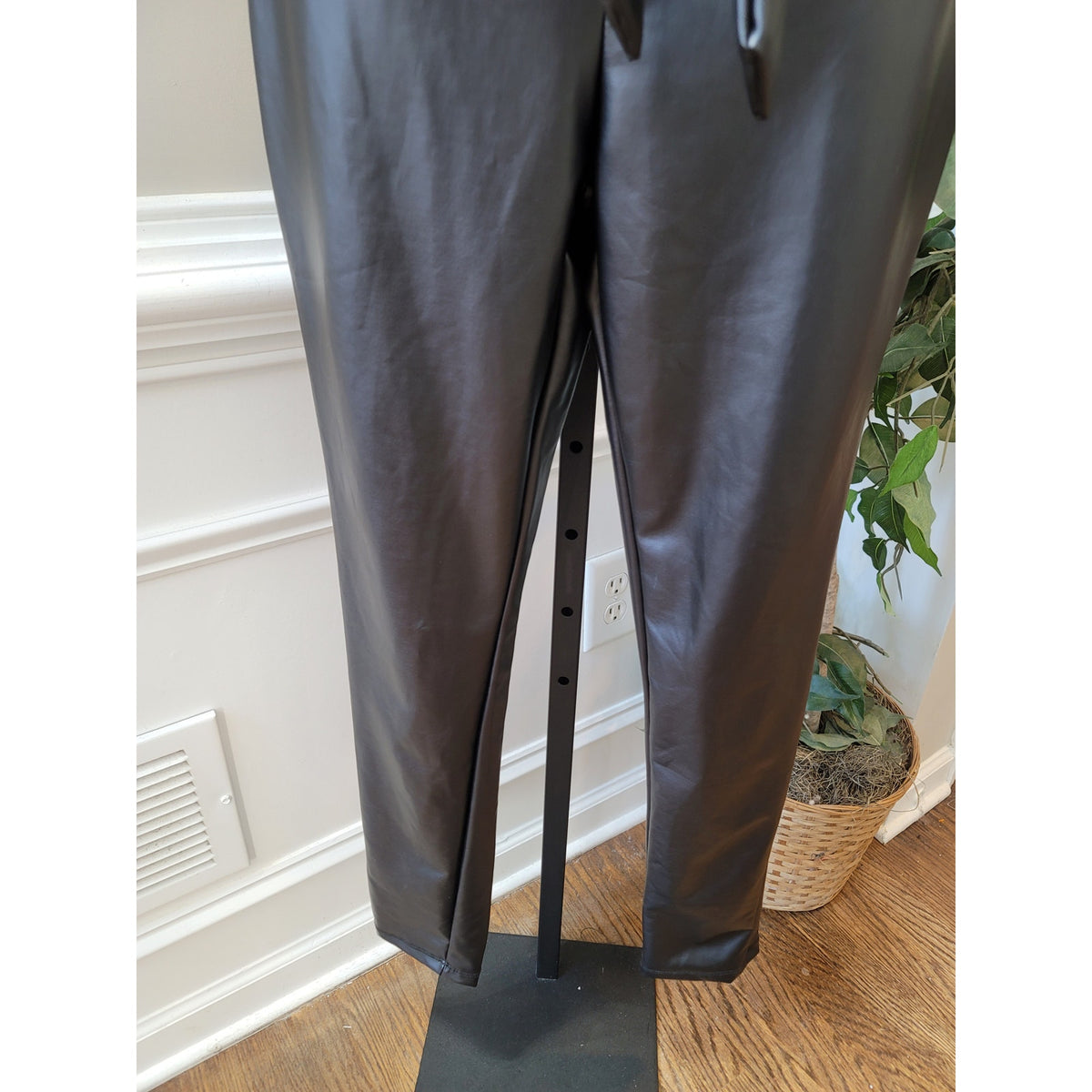 Fashion Nova Faux Leather Jumpsuit Women’s Size XS Black Short Sleeves