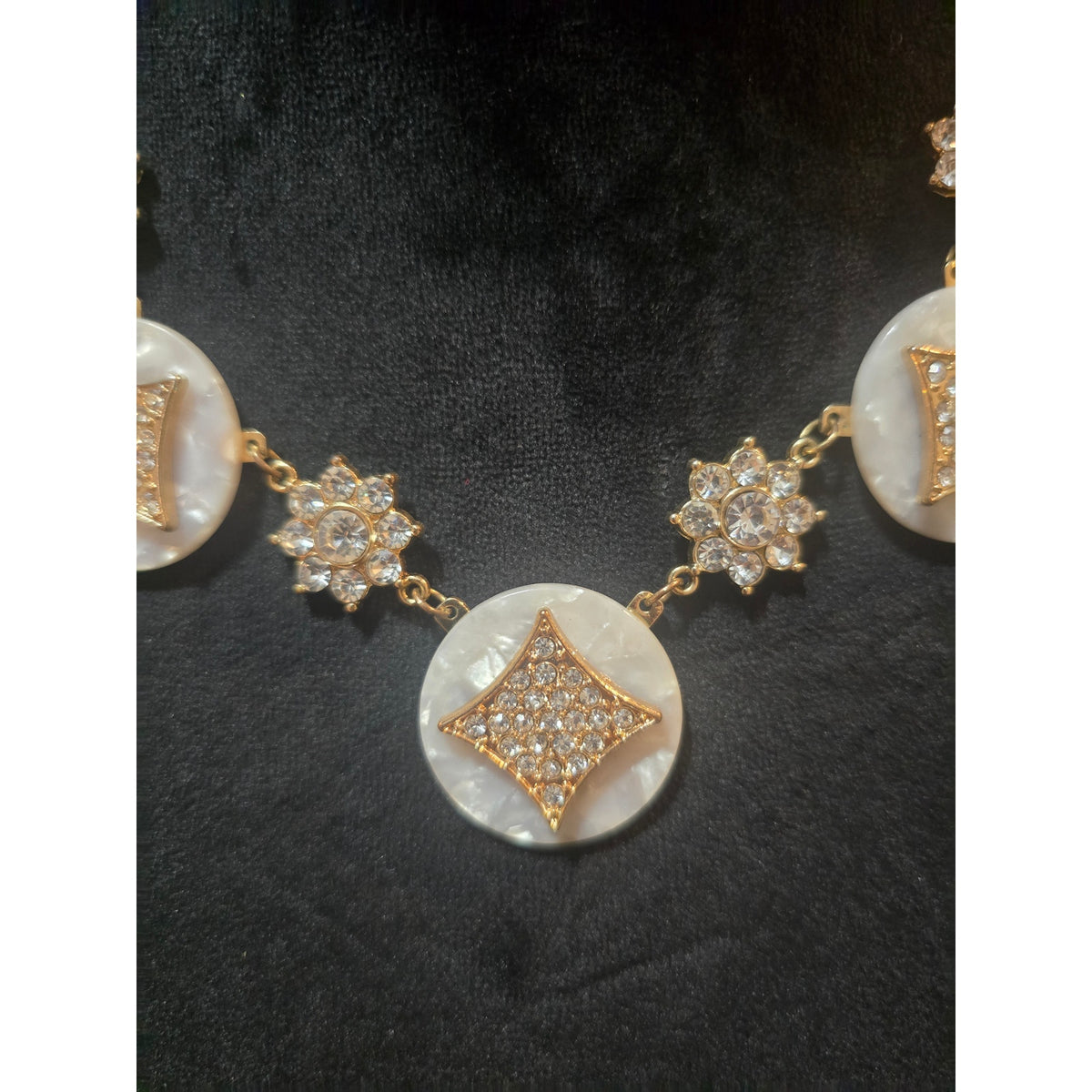 Time and Tru Gold Chain Statement Necklace Lobster Clasp And Crystal Accents