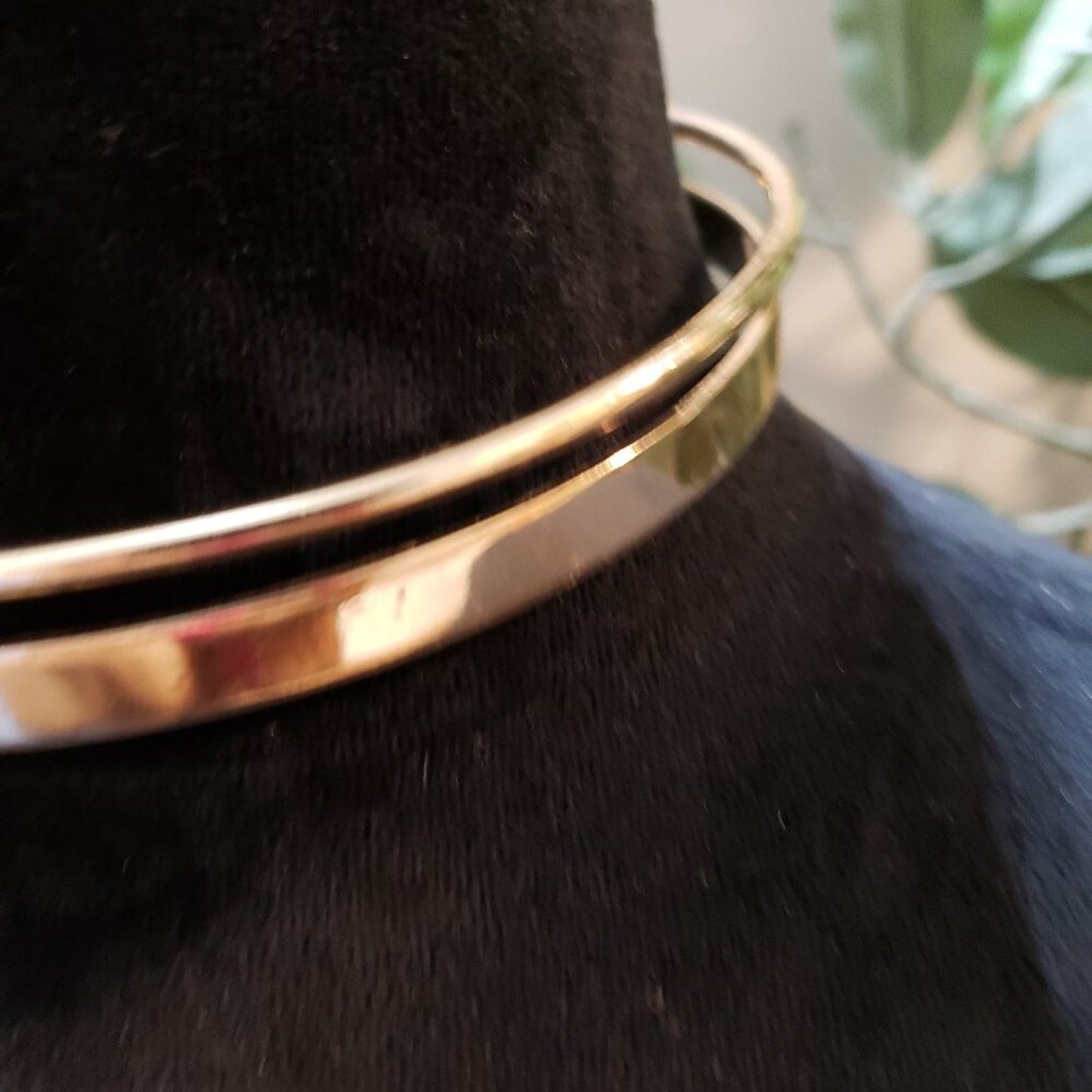 Aldo Womens Fashion Double Lines Gold Tone Choker Necklace with Lobster Clasp